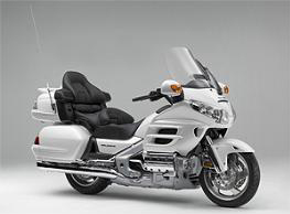 HondaÈ«ÇòĦÍгµ²úÁ¿Í»ÆÆ2ÒÚÁ¾-GOLD WING£¼´øÓÐÇå¾²ÆøÄҺ͵¼º½£¾