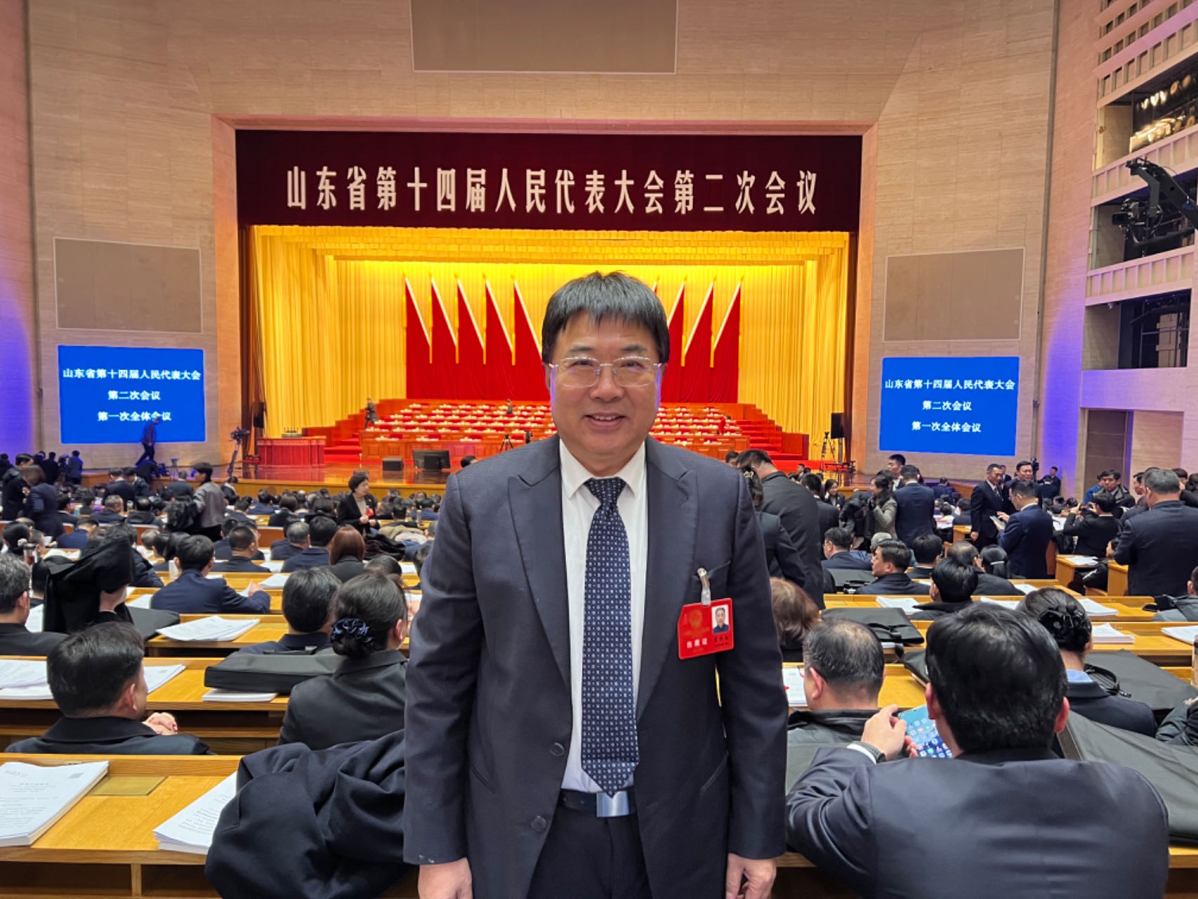 【新闻】服膺使命担任，当真履职尽责——qy千亿股份董事长曹积生出席省人代会